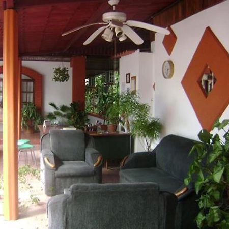 Hotel Jackie'S House Puntarenas Exterior foto