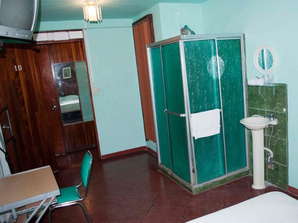 Hotel Jackie'S House Puntarenas Zimmer foto