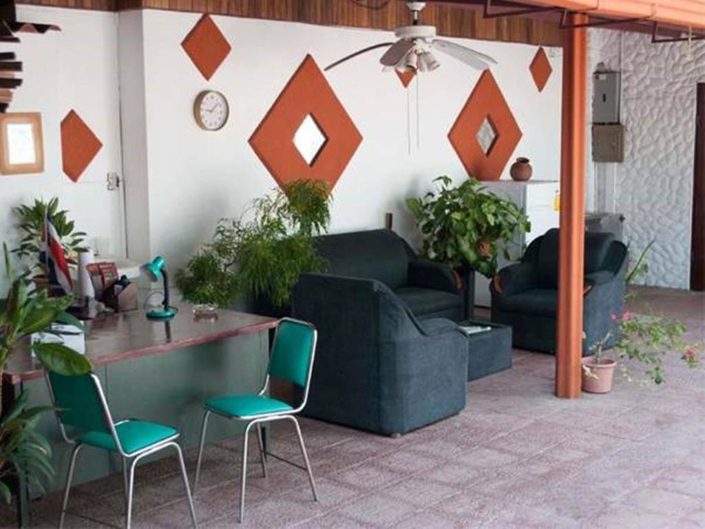 Hotel Jackie'S House Puntarenas Exterior foto