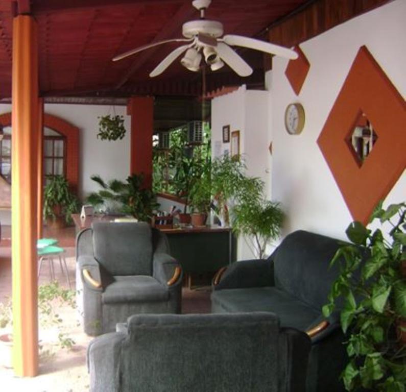 Hotel Jackie'S House Puntarenas Exterior foto